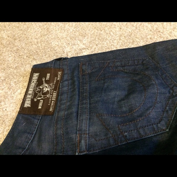 True Religion - Picture 5 of 6